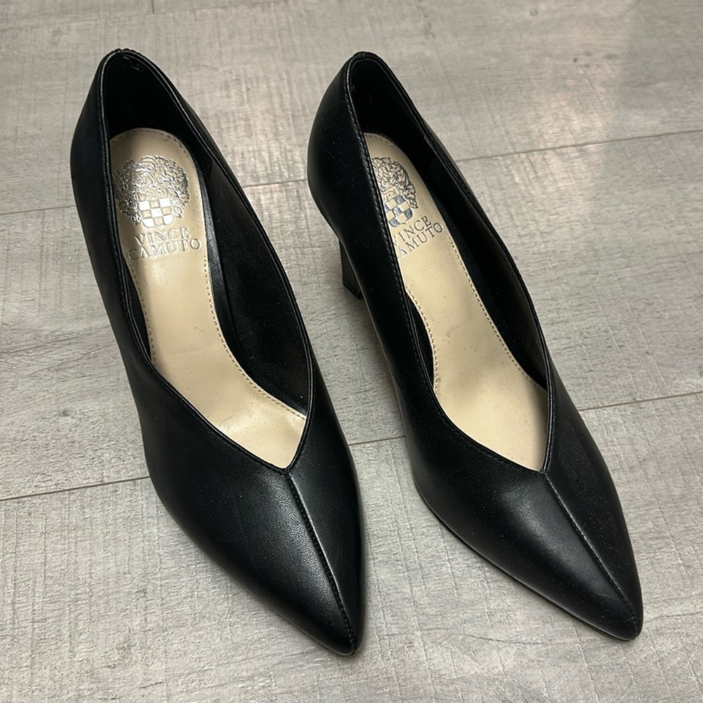 Vince Camuto Setenda Pump Heels Shoes Womens Size 8 - never worn